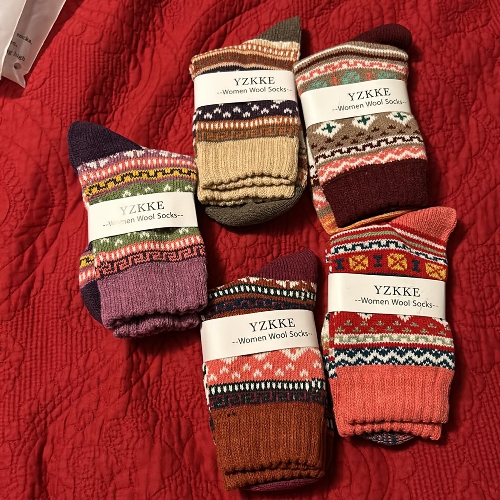 Five pack of wool socks - Picture 2 of 4